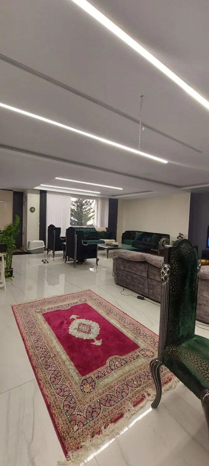 ۲۰۰ متر/۳خواب/فول مشاعات/قیمت استثنایی|فروش آپارتمان|تهران, اقدسیه|دیوار