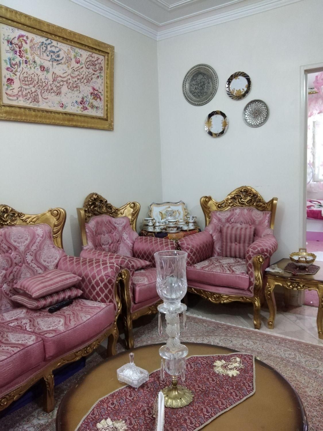 مبلمان و ناهارخوری سلطنتی تمام چوب منبت کاری|مبلمان خانگی و میز عسلی|تهران, وحیدیه|دیوار