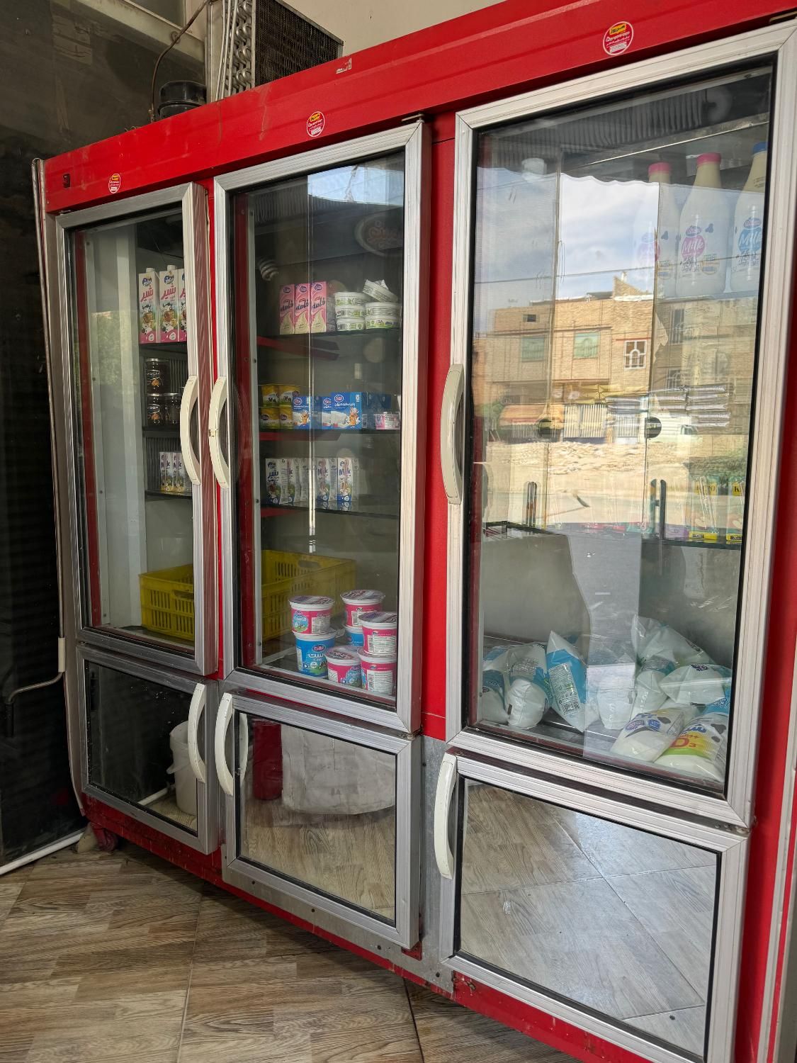 دستگاه عابر بانک و یخچال سه درب|فروشگاه و مغازه|ورامین, |دیوار