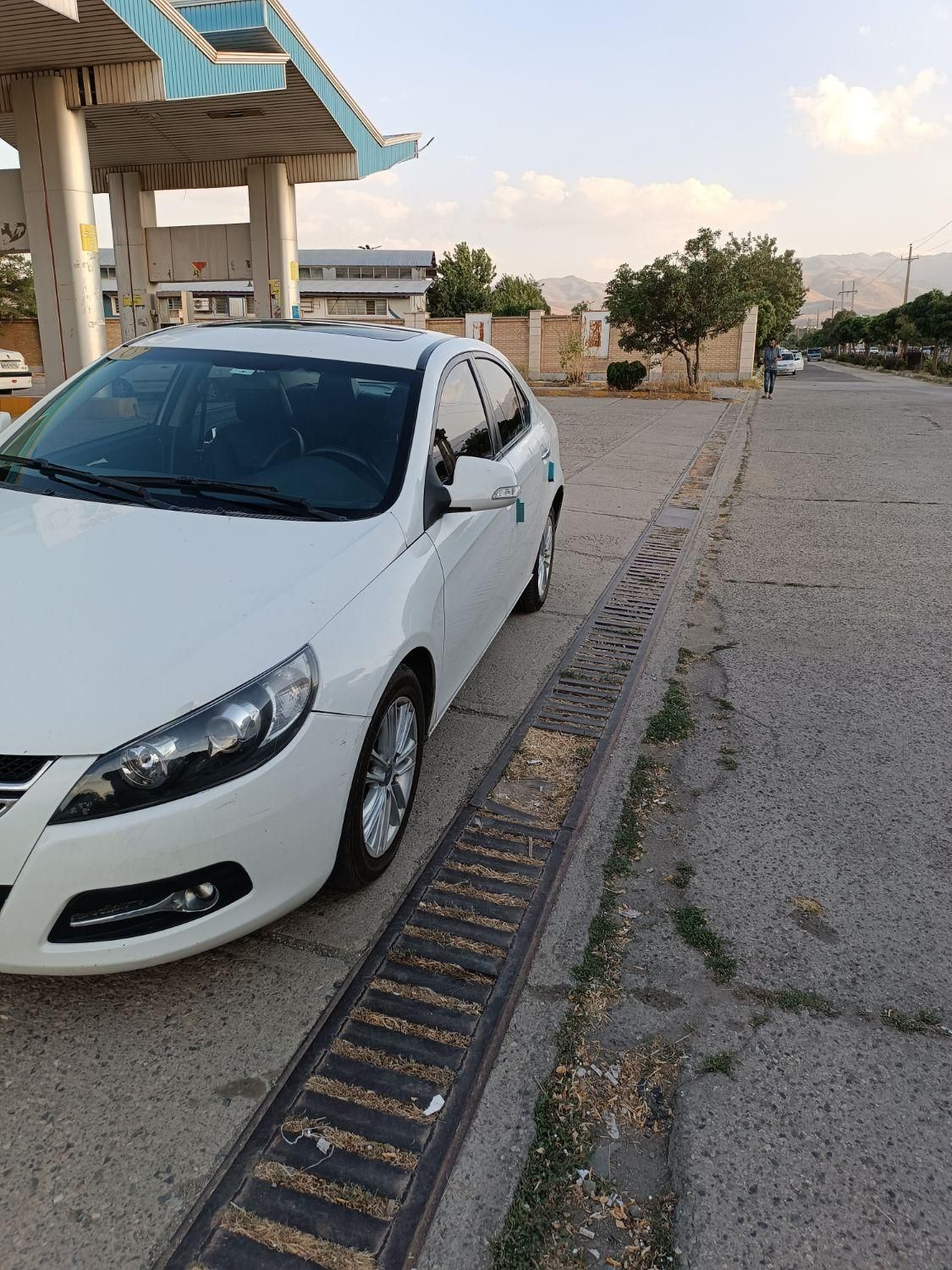 جک J5 اتوماتیک 1800cc، مدل ۱۳۹۳|خودرو سواری و وانت|همدان, |دیوار