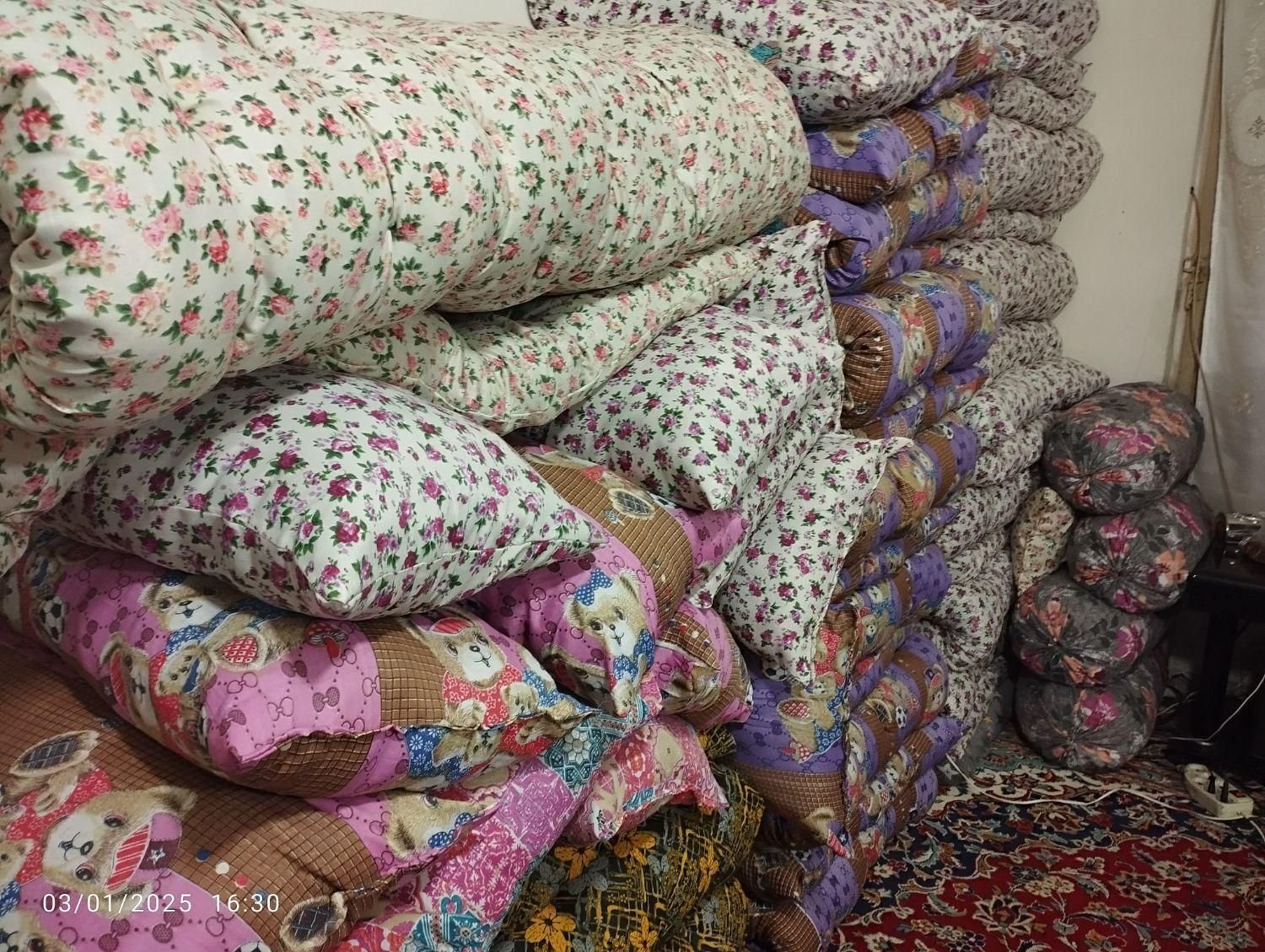 دوشک وبالشت|تشک تختخواب|مشهد, طبرسی شمالی|دیوار