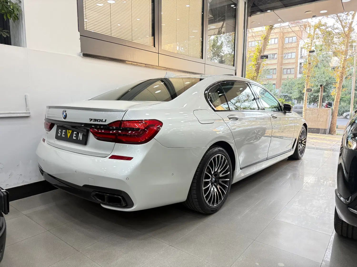 BMW 730li 2017|خودرو سواری و وانت|تهران, عباس‌آباد|دیوار
