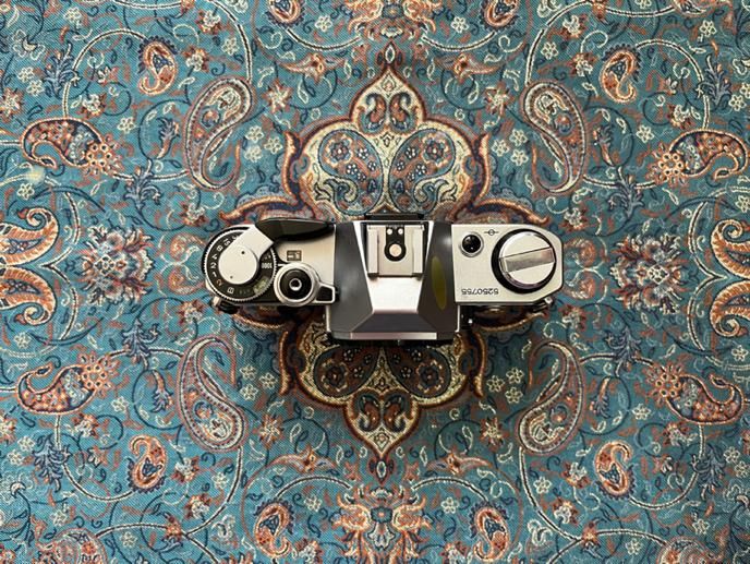 دوربین قدیمی آنالوگ کانن Canon AE-1 سالم و سرحال|دوربین عکاسی و فیلم‌برداری|تهران, شهرک چیتگر|دیوار