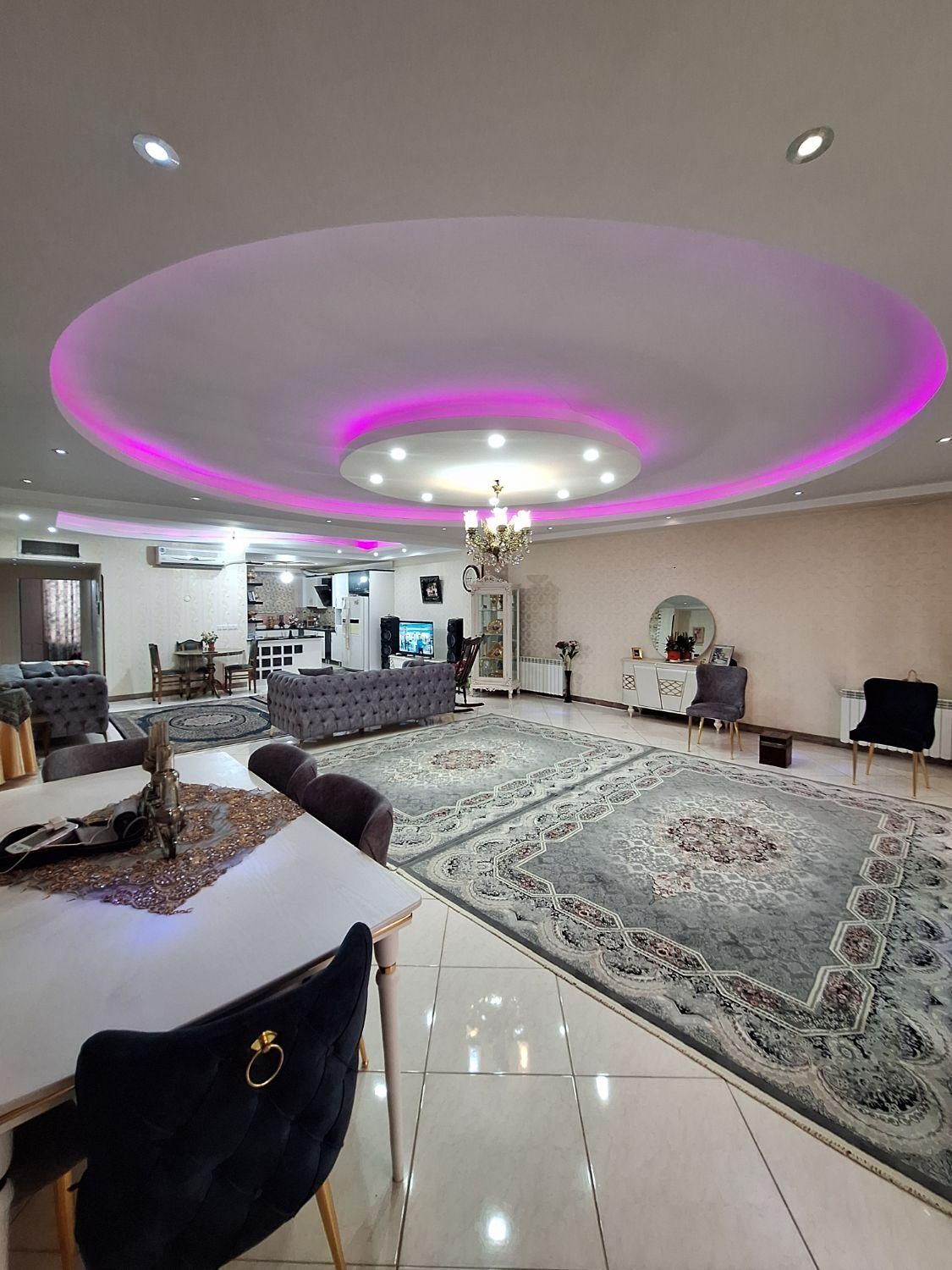 فروش آپارتمان ۱۷۱ متری سه خواب در مهندسی زراعی|فروش آپارتمان|مشکین‌دشت, |دیوار