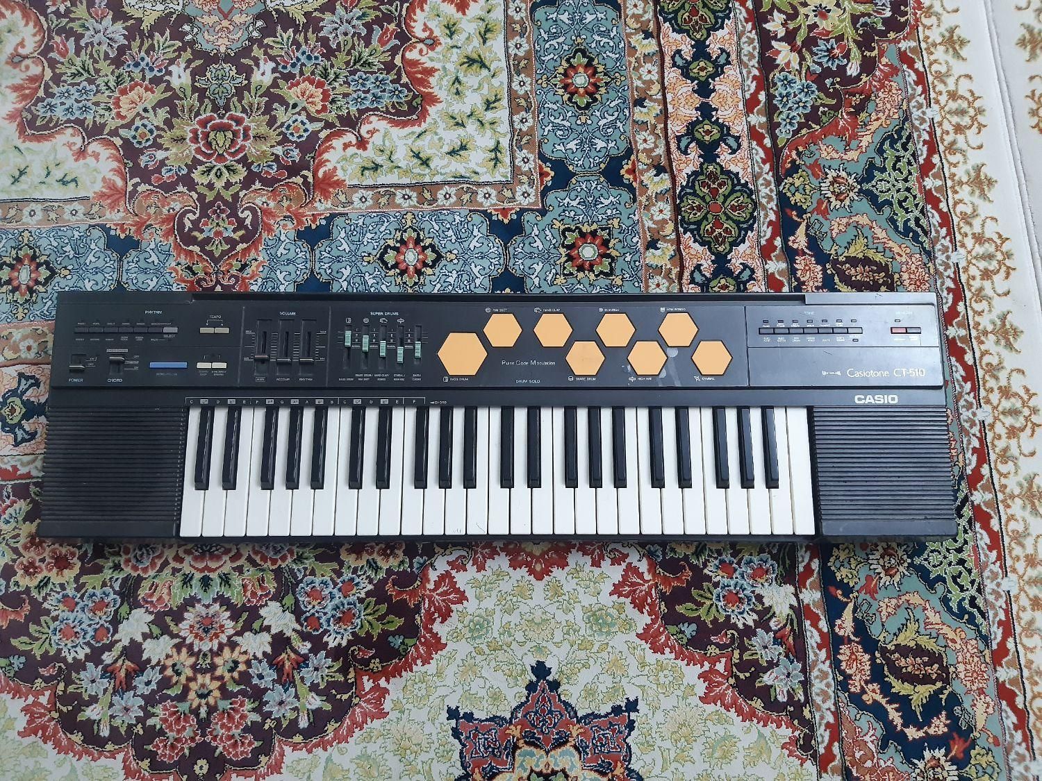 پیانو کیبوردCASIO|پیانو، کیبورد، آکاردئون|سنندج, |دیوار