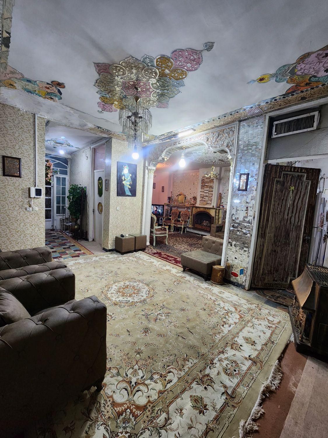 اجاره منزل ویلایی مبله کوتاه مدت دربستی همکف|اجارهٔ کوتاه‌مدت آپارتمان و سوئیت|شیراز, پودنک|دیوار