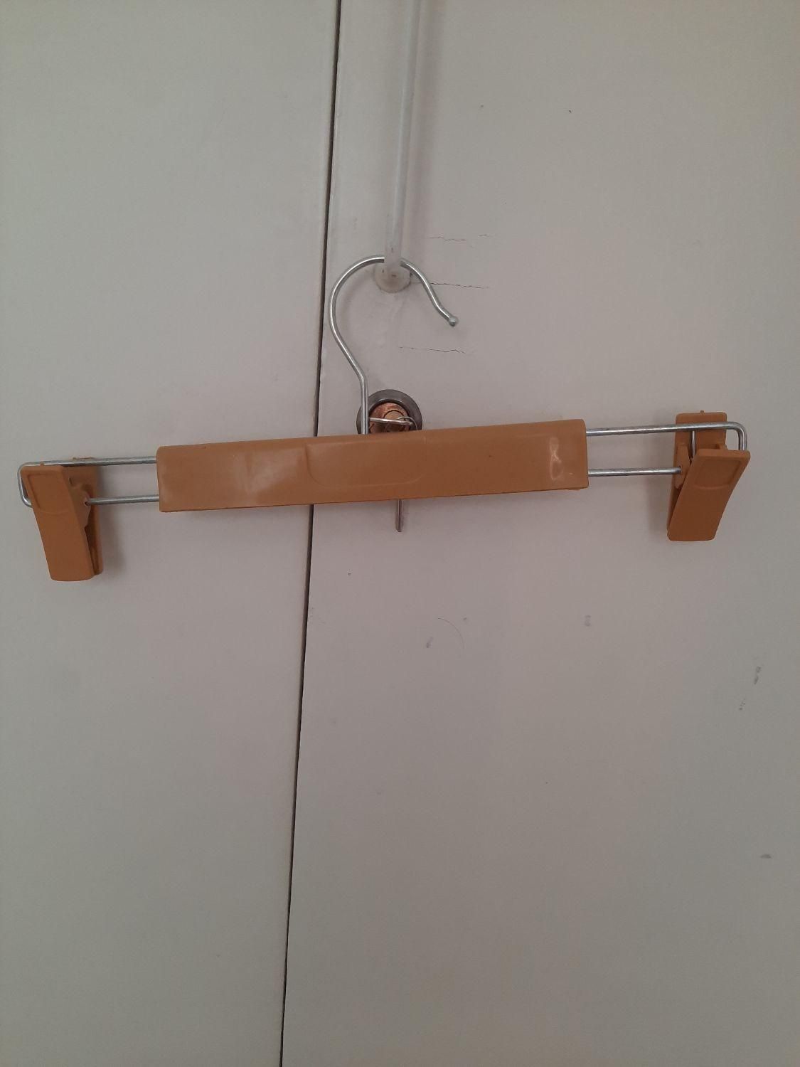 چوب لباسی،چوبکار|بندرخت و رخت‌آویز|تهران, شهرک انصار|دیوار