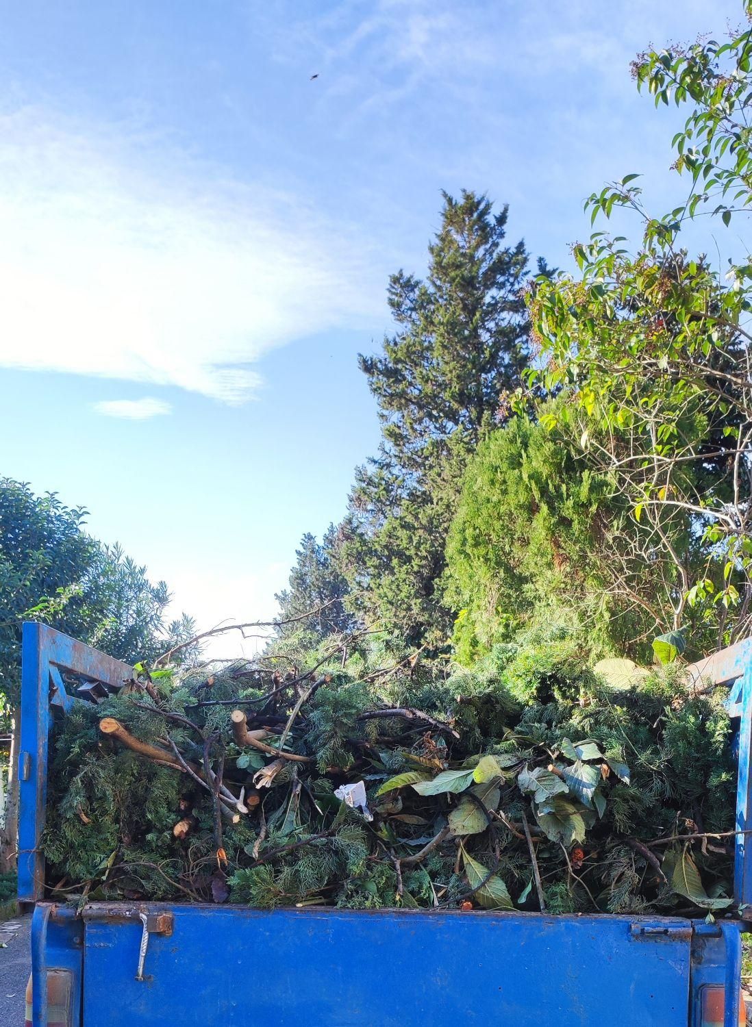 خدمات فروش و حمل شن و ماسه.نخاله. بلوک. بندرانزلی|خدمات حمل و نقل|بندر انزلی, کارآموزی|دیوار