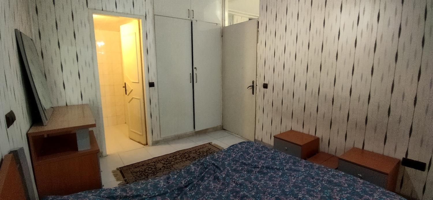 آپارتمان و منزل مبله در منطقه ارم|اجارهٔ کوتاه‌مدت آپارتمان و سوئیت|شیراز, ارم|دیوار