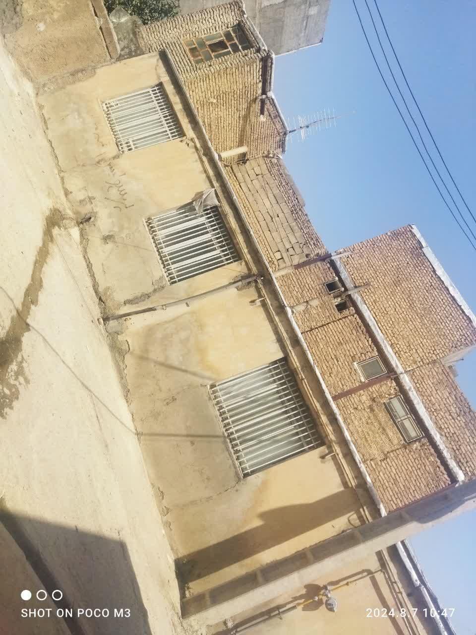 فروش زمین ۱۰۰ متری دارای عقب نشینی مفید ۷۱متر|فروش زمین و ملک کلنگی|اسدآباد, |دیوار