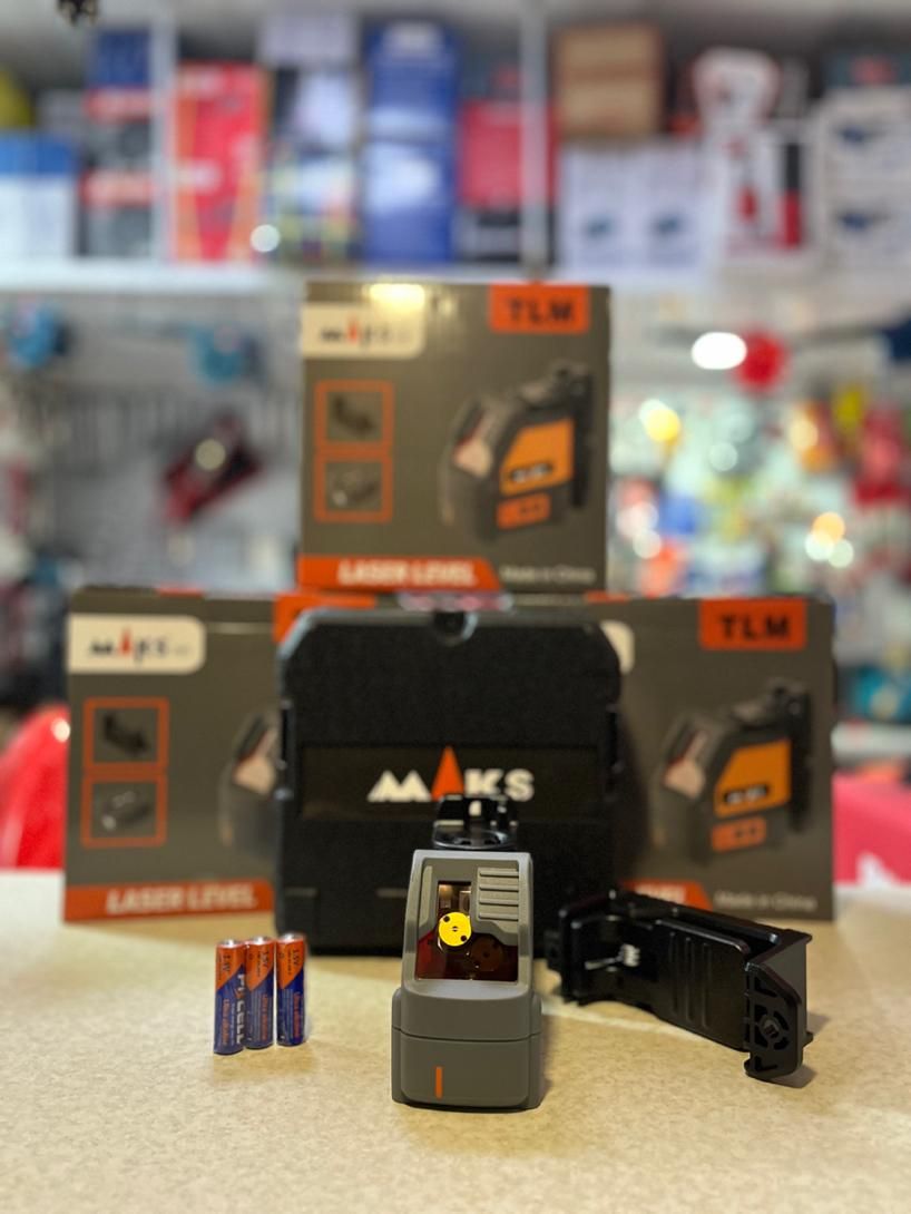 تراز لیزری مکس نورسبز طرح دیوالت باگارانتی|ابزارآلات|اصفهان, هفتون|دیوار