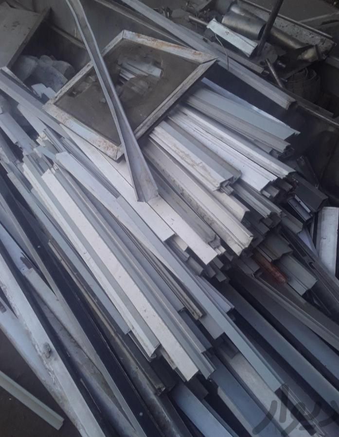 المینیوم‌خشکه درب‌پنجره ضایعاتجی درب‌منزل|عمده‌فروشی|ارومیه, |دیوار