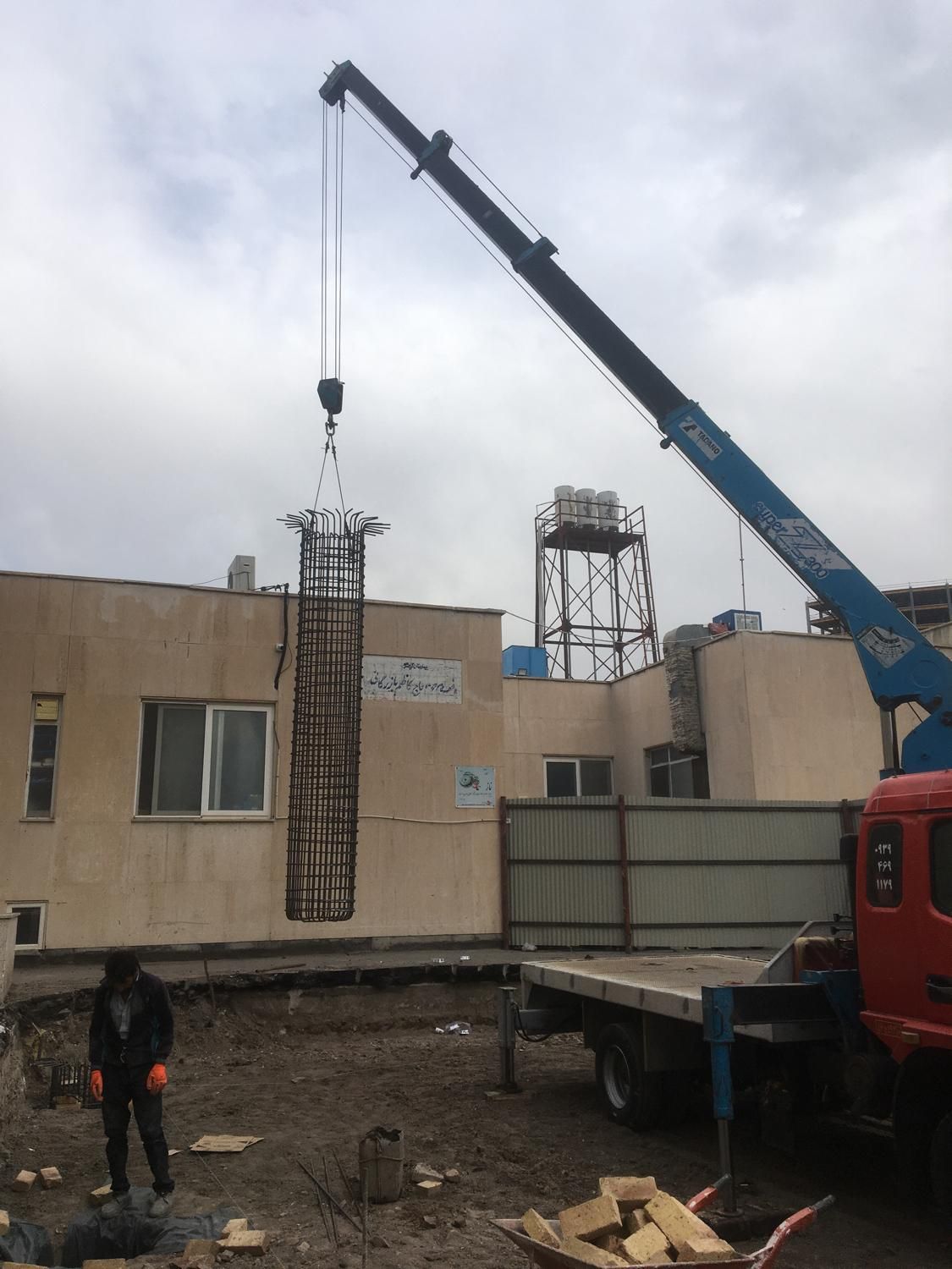 جرثقیل ۳تن|خدمات حمل و نقل|قزوین, |دیوار