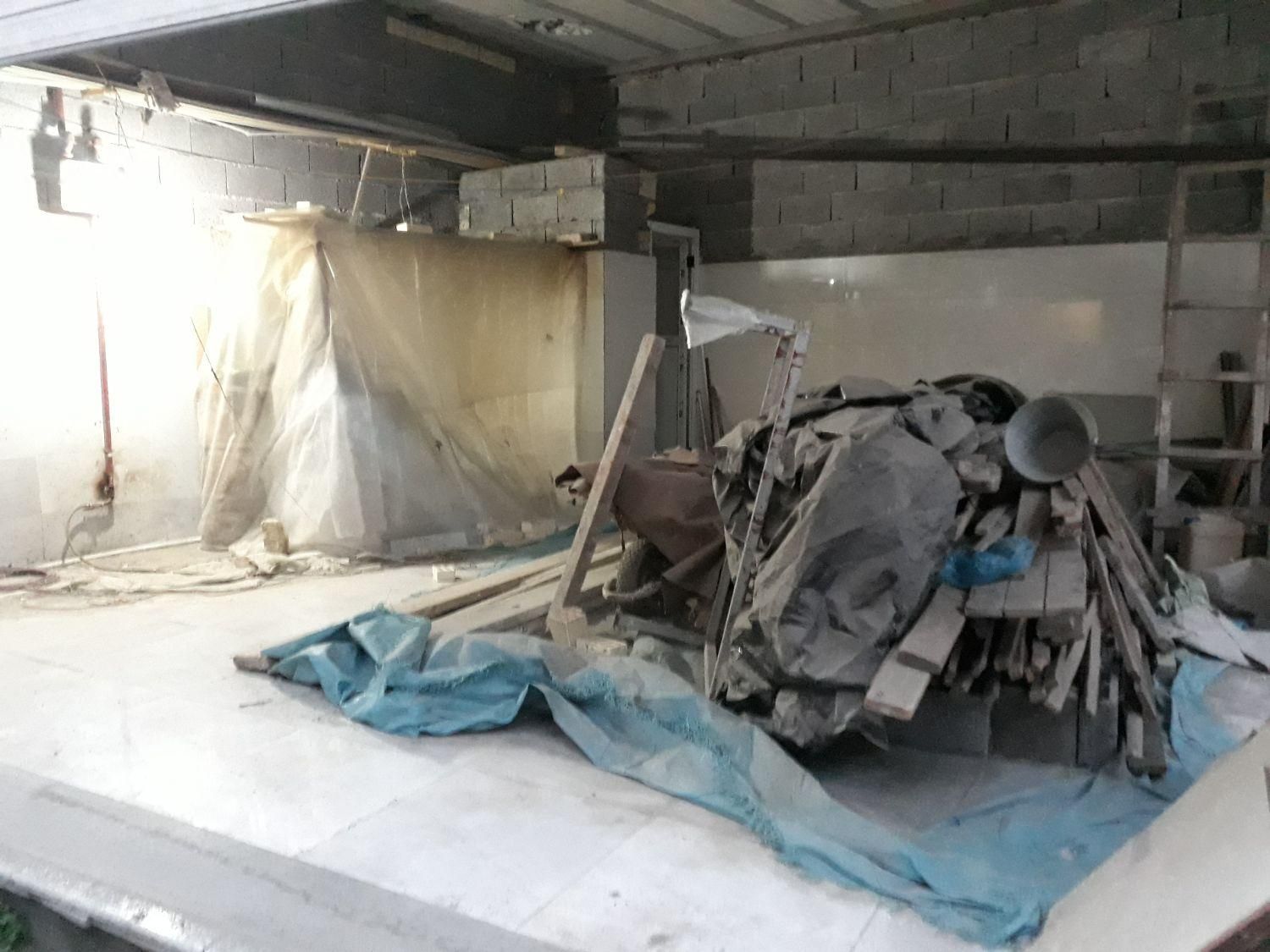 فروش مغازه ۴۰ متری با مالکیت دوبر امتیازات کامل|فروش مغازه و غرفه|رشت, یخسازی|دیوار