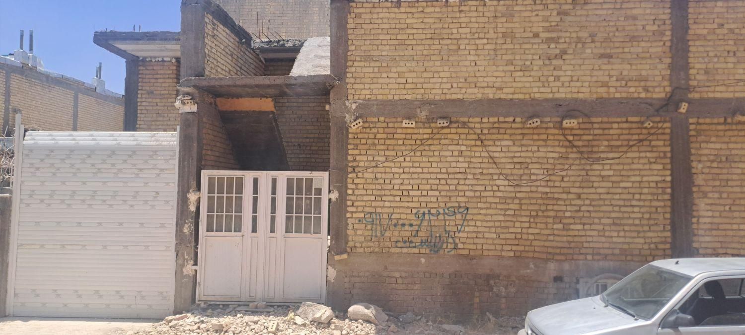 مغازه تجاری مسکونی ۲۶۰ زیر بنا خ سیدالشهدا ۱۰|فروش خانه و ویلا|شیراز, کرونی(خاتونک)|دیوار