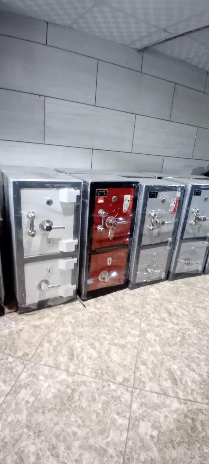 صندوق نسوز گاوصندوق|ابزارآلات|فومن, |دیوار