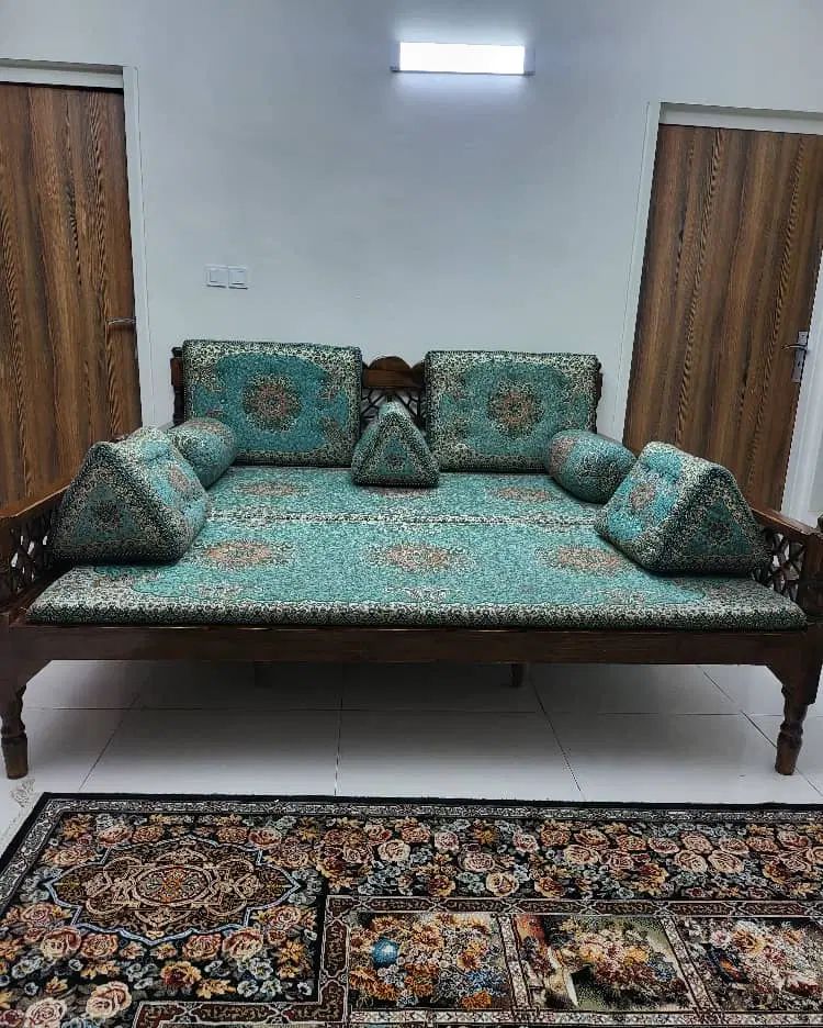تخت سنتی|مبلمان خانگی و میز عسلی|کرج, عظیمیه|دیوار