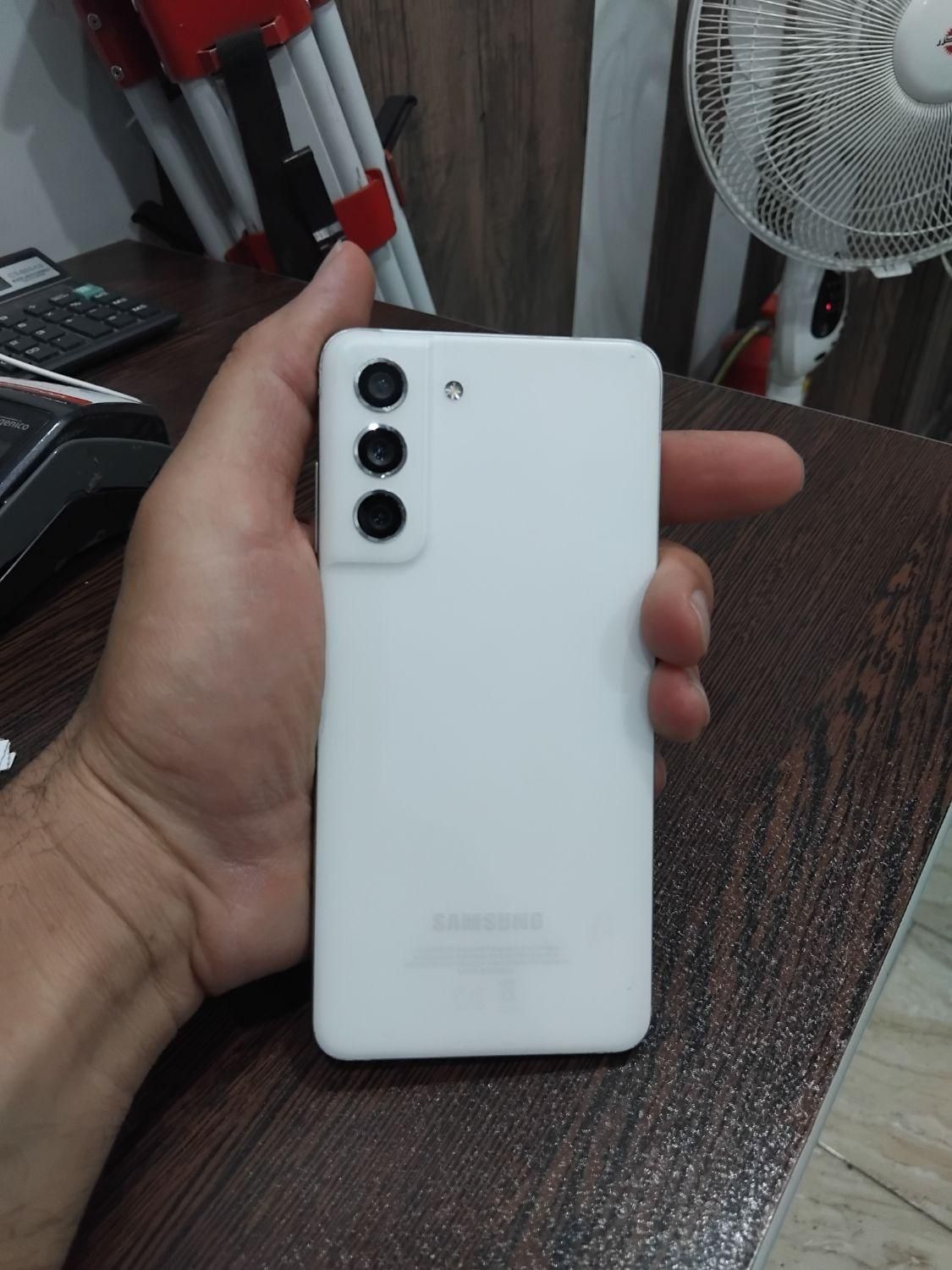 سامسونگ گلکسی اس 21 اف ای 5G  حافظهٔ ۲۵۶ گیگابایت|موبایل|اصفهان, آفاران|دیوار