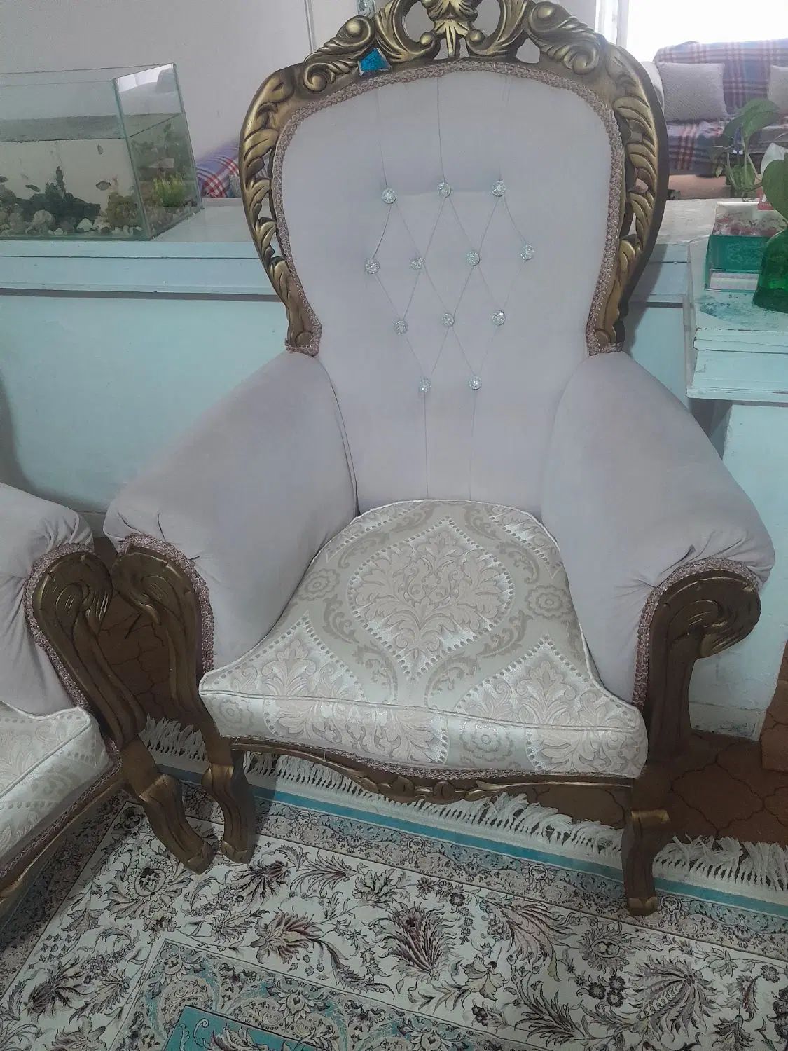 مبلمان استیل ۶نفره همراه با دوگل میز و یک میز وسط|مبلمان خانگی و میز عسلی|شاهین‌شهر, فردوسی|دیوار