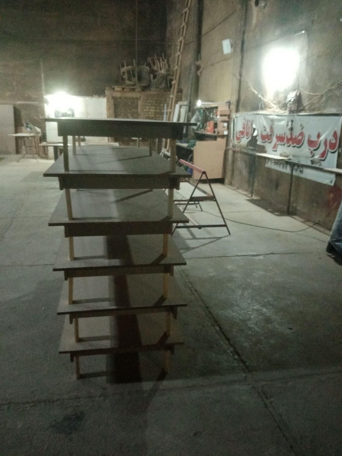 تولید سفارشی کف تخت چوبی با 6 تا 8 پایه|تخت و سرویس خواب|بومهن, |دیوار