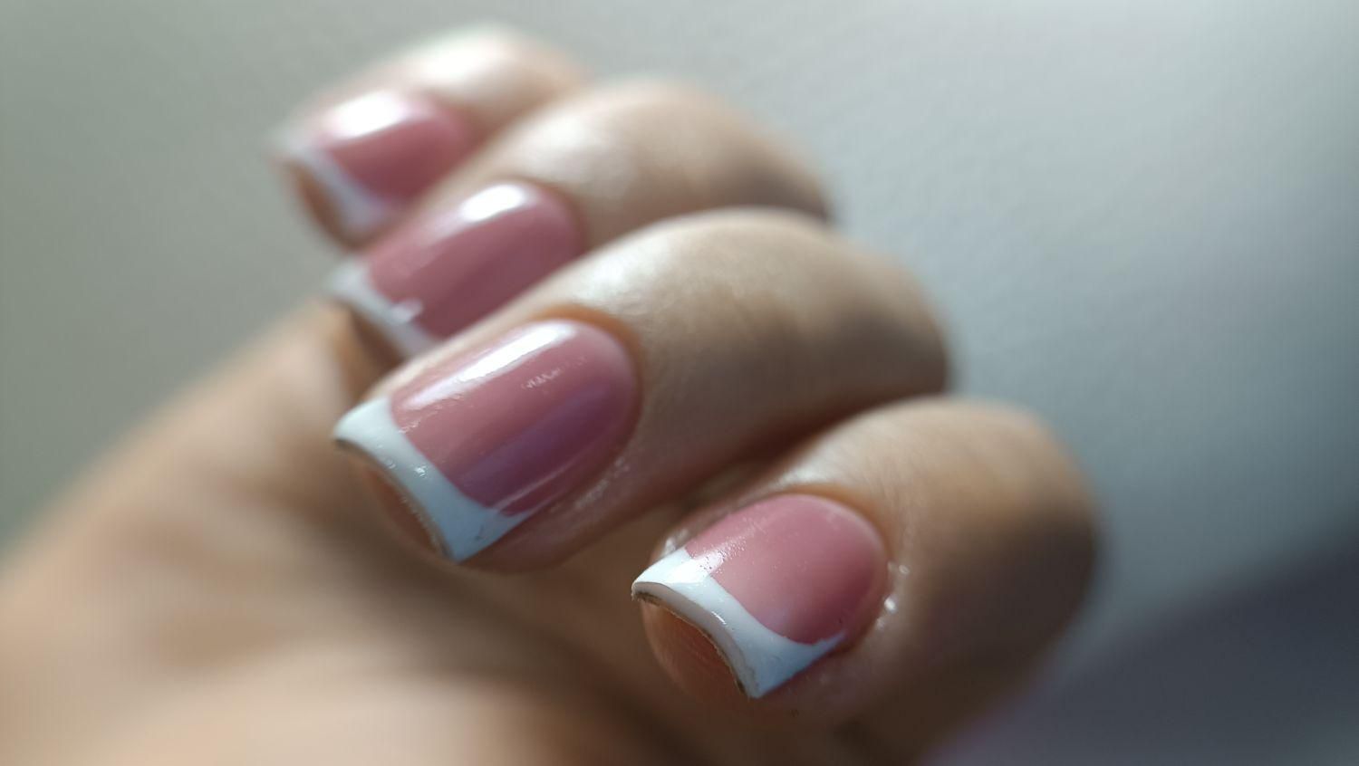 متخصص لاین ژل|خدمات آرایشگری و زیبایی|صومعه‌سرا, |دیوار