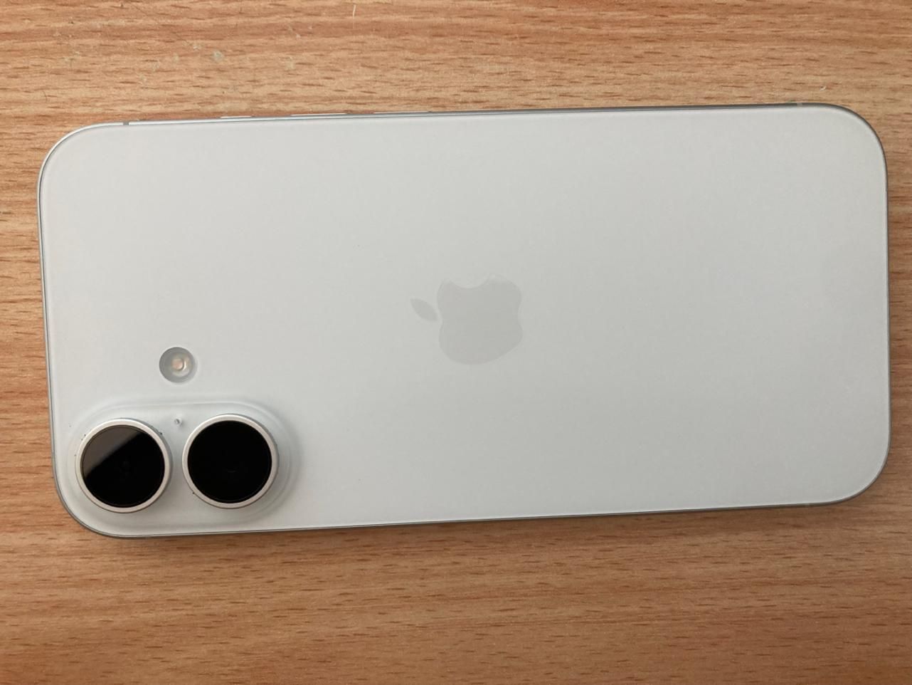 اپل iPhone 16 با حافظهٔ ۱۲۸ گیگابایت|موبایل|تبریز, |دیوار