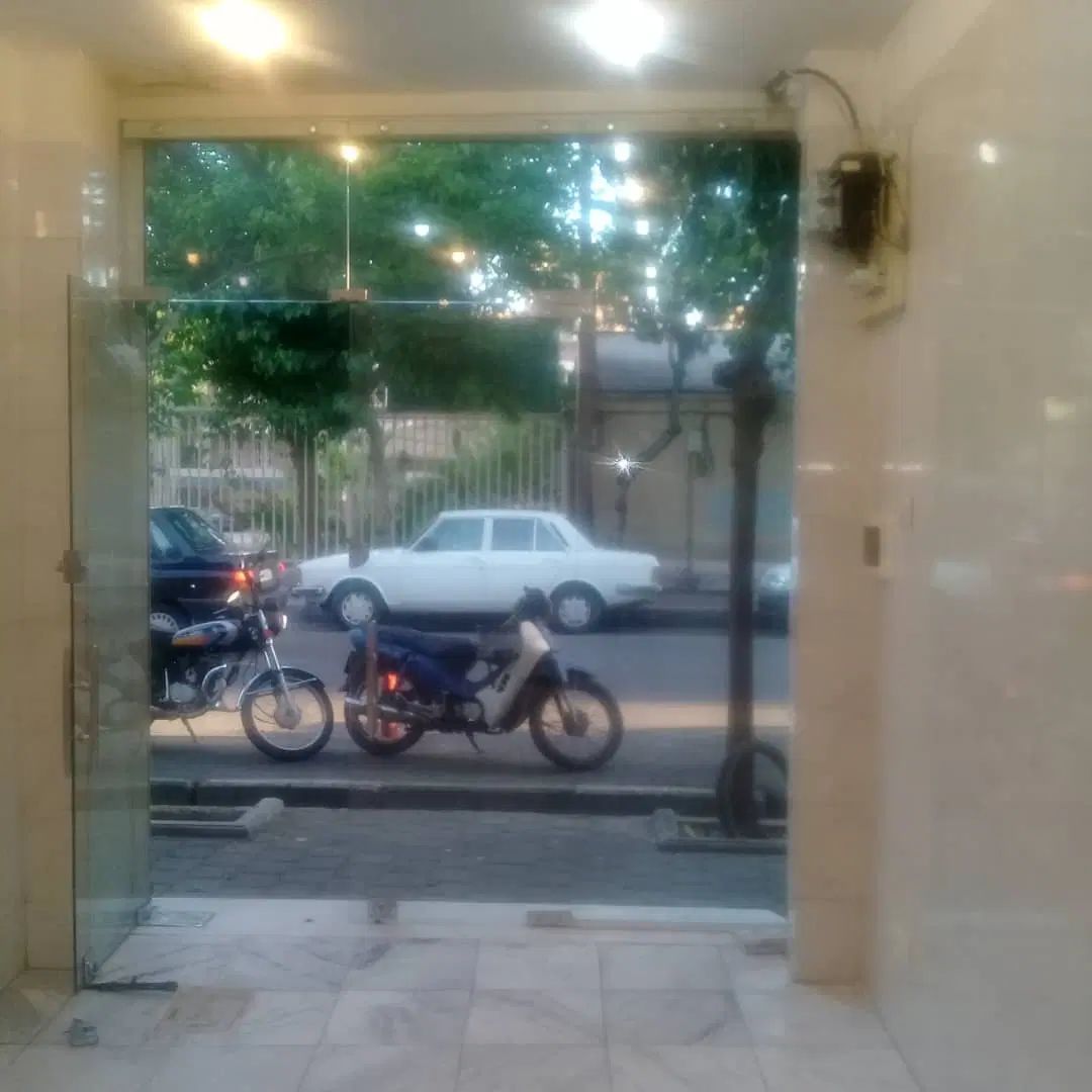 اجاره یک باب مغازه اول خیابان گوته نزدیک ۱۷شهریور|اجارهٔ مغازه و غرفه|تهران, ایران|دیوار