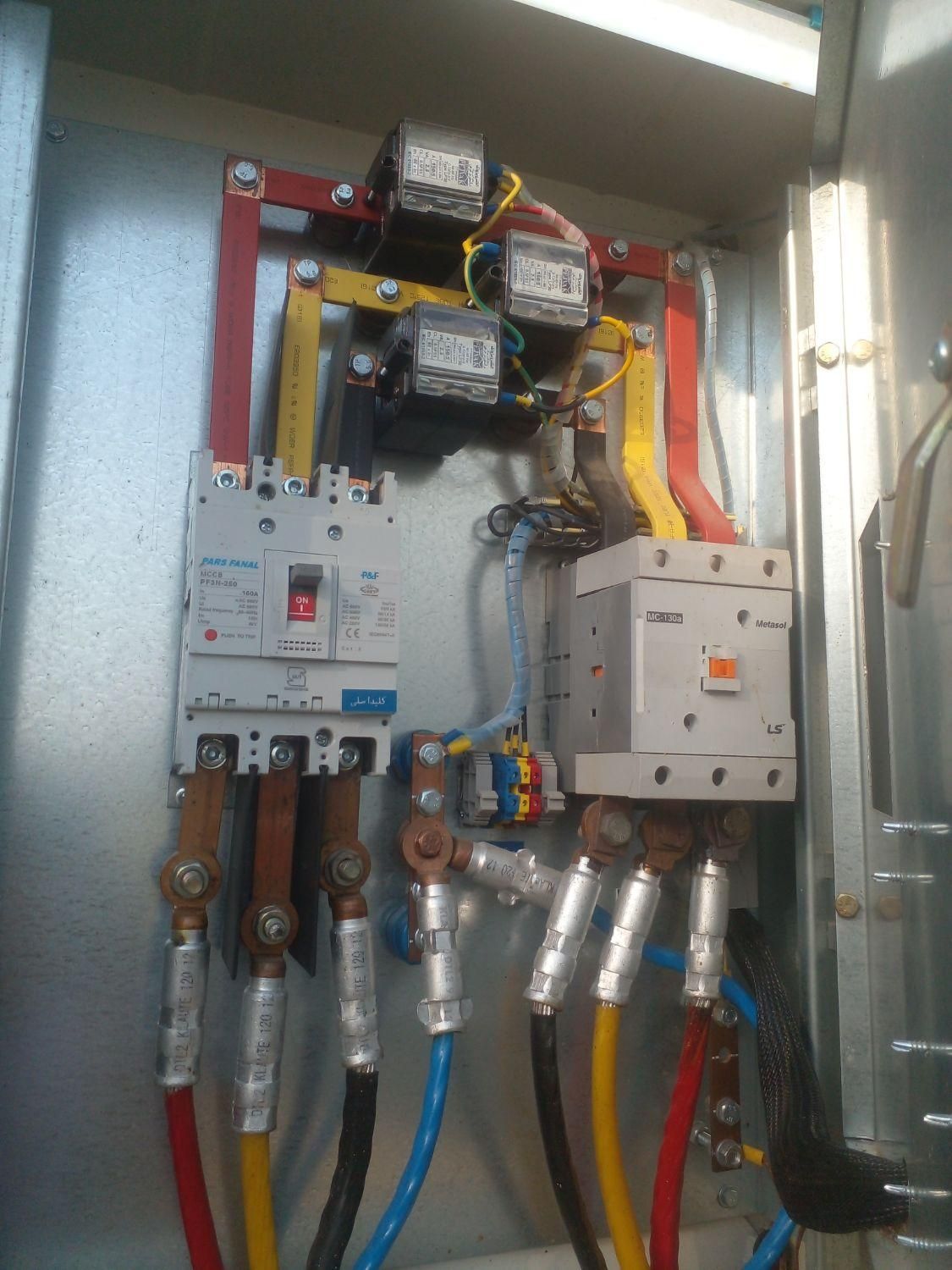 سیم کشی تک فاز وسه فاز|خدمات پیشه و مهارت|سلماس, |دیوار