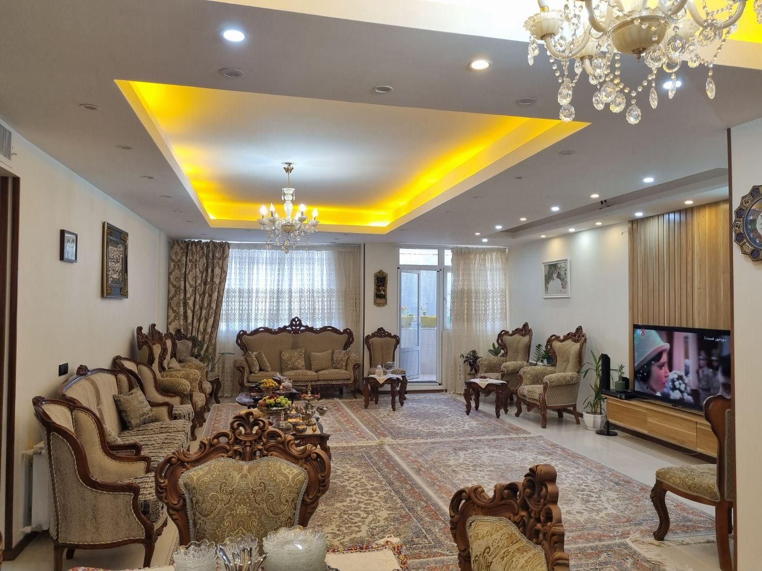 ۱۵۰متر۲خواب پارکینگ اختصاصی قولنامه ای|فروش آپارتمان|کرج, گلشهر|دیوار