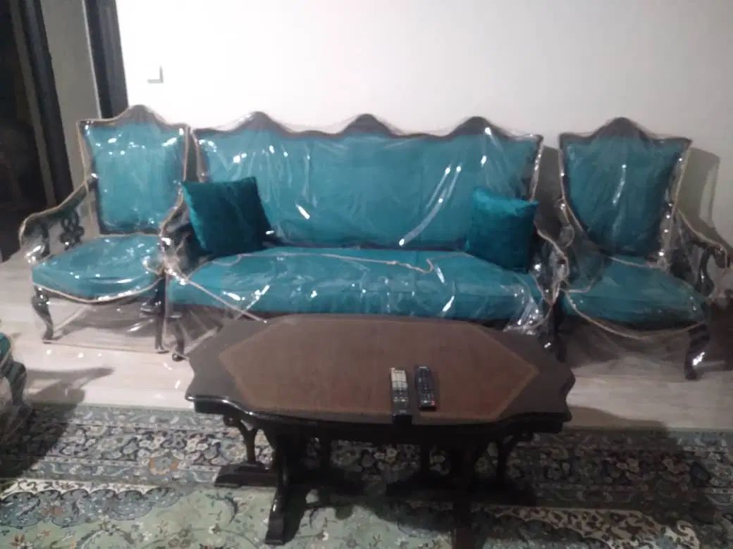 مبلمان چوبی صنوبر ۷ نفره به همراه نهارخوری ۸ نفره|مبلمان خانگی و میز عسلی|لشت نشا, |دیوار