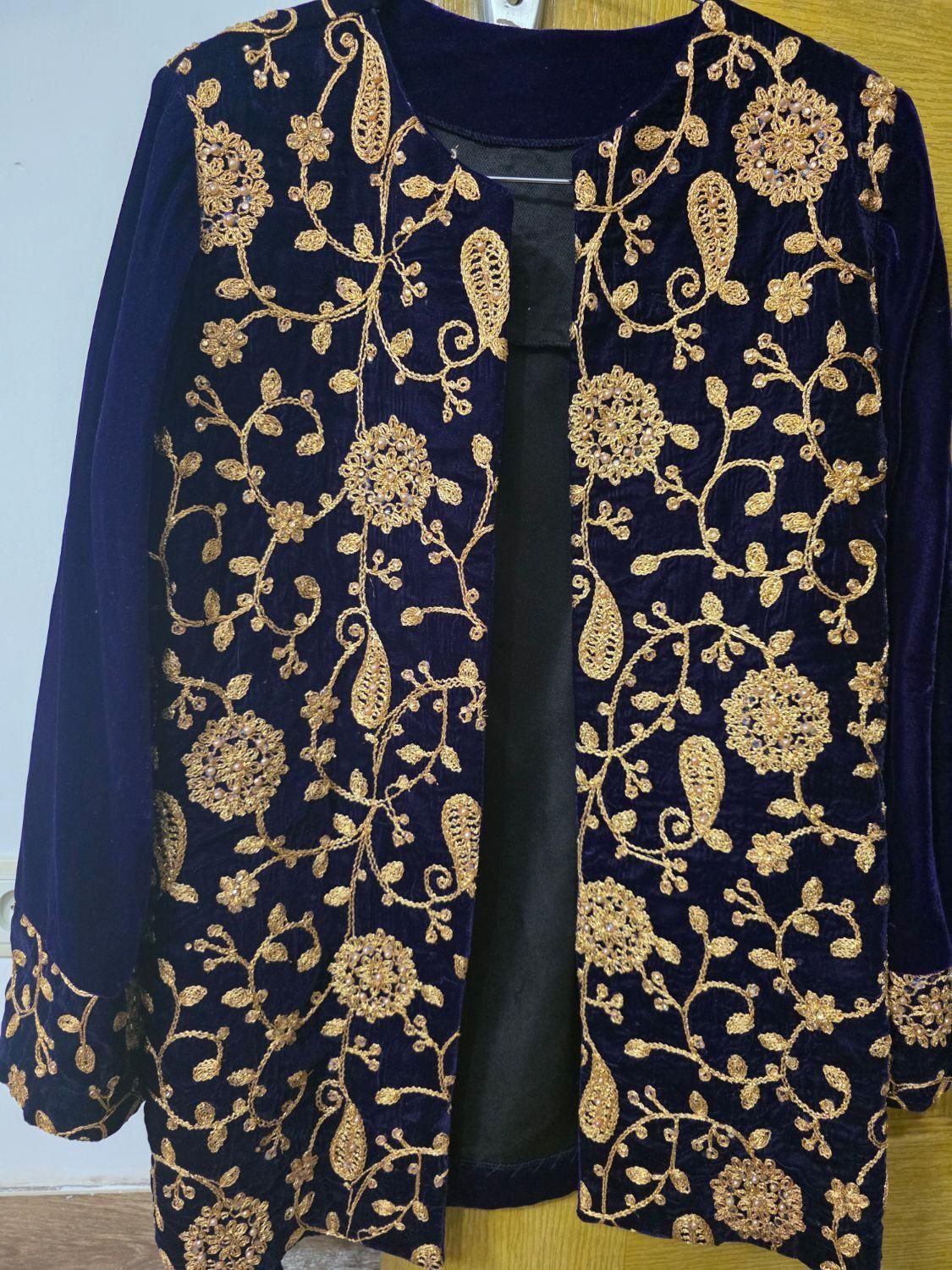 کت مجلسی سوزن دوزی مخمل|لباس|شیراز, شهرک سراج|دیوار