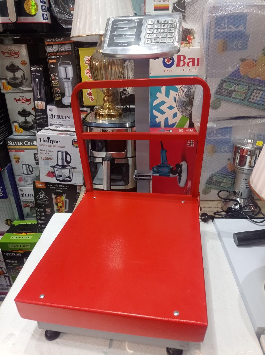 ترازو باسکول300کیلویی محک بدنه سنگین|فروشگاه و مغازه|بروجرد, |دیوار