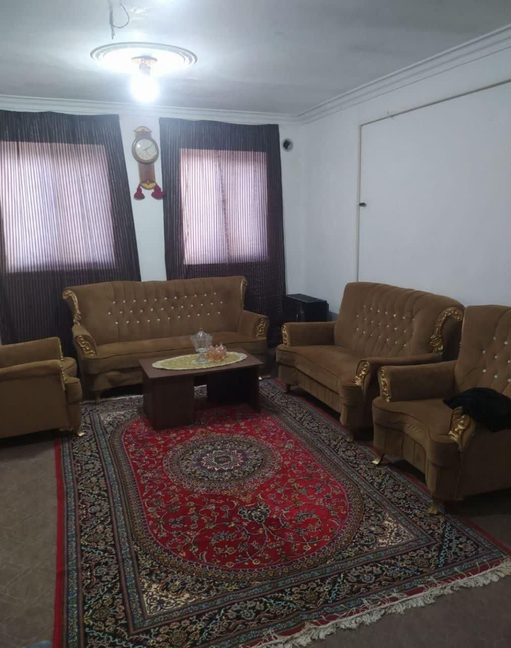 اجاره سویت روزانه داخل شهر|اجارهٔ کوتاه‌مدت آپارتمان و سوئیت|رشت, عینک|دیوار