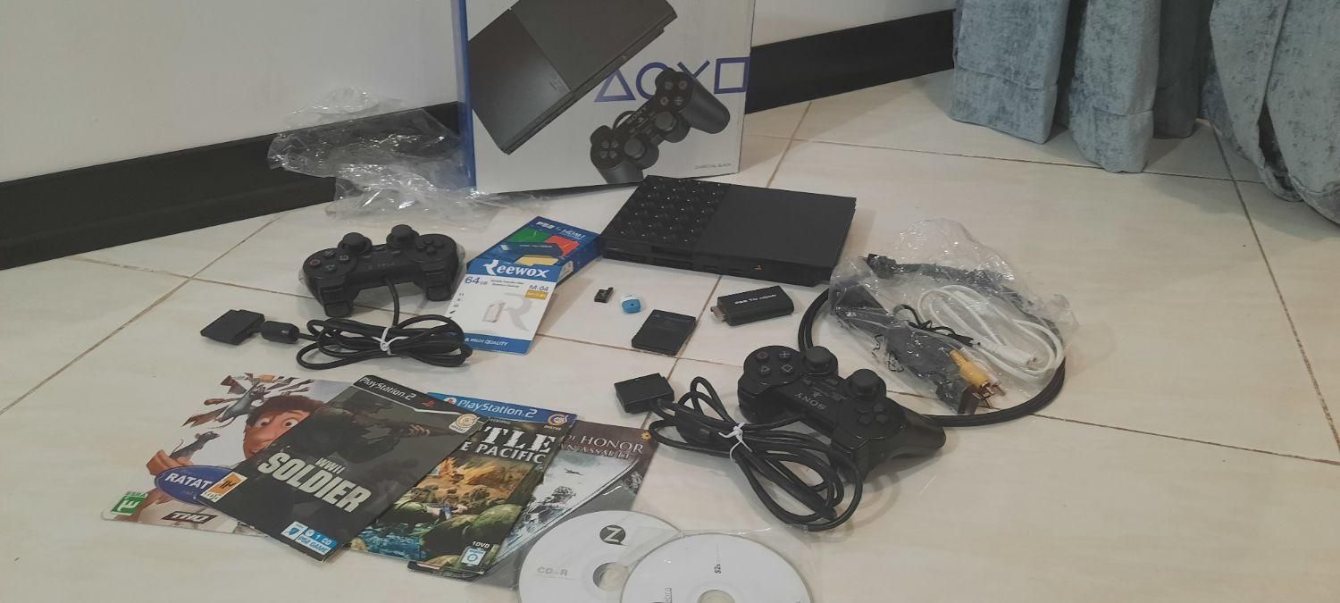 ps2 سونی ۲ پلی استیشن ۲ فلش خور دو دسته|کنسول، بازی ویدئویی و آنلاین|قم, پردیسان|دیوار