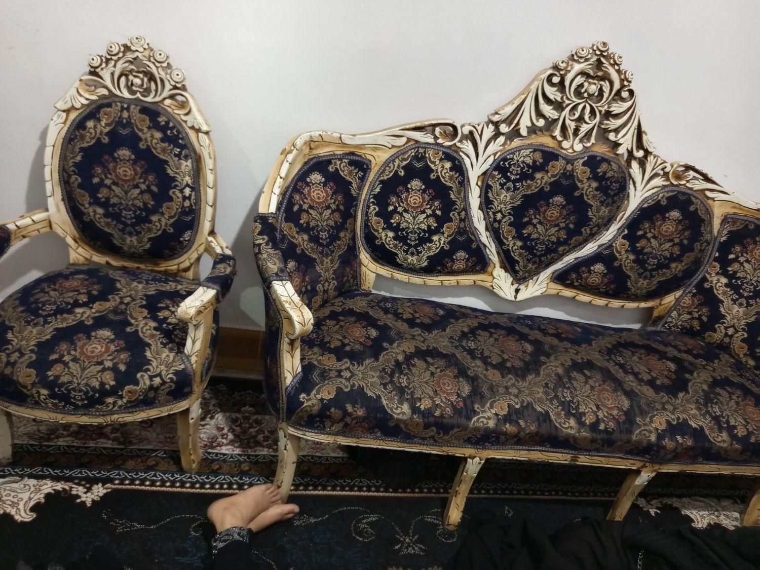 مبل سلطنتی|مبلمان خانگی و میز عسلی|تربت جام, والفجر|دیوار