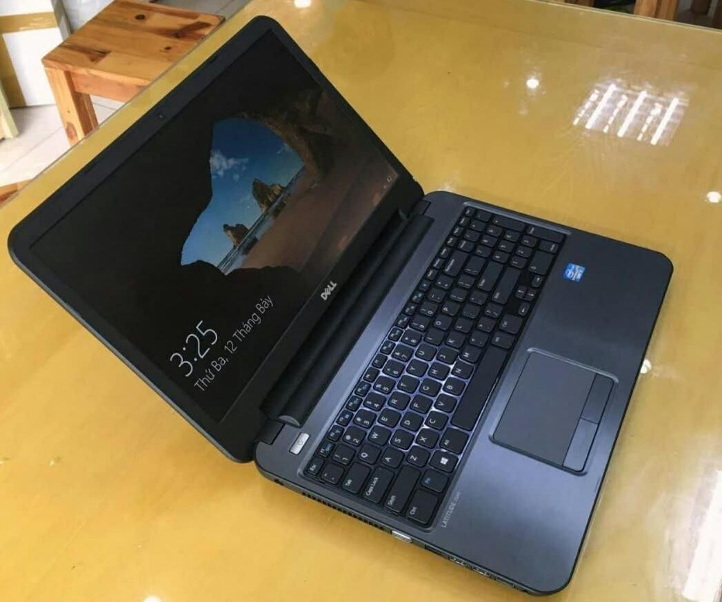 لپ تاپ بدند Dell آمریکا در حد آک آک با باطری نو|رایانه همراه|رشت, پل تالشان|دیوار