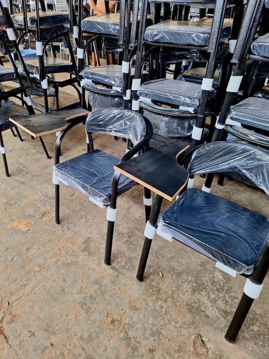 صندلی چرخی و میز|صندلی و نیمکت|سنقر, |دیوار