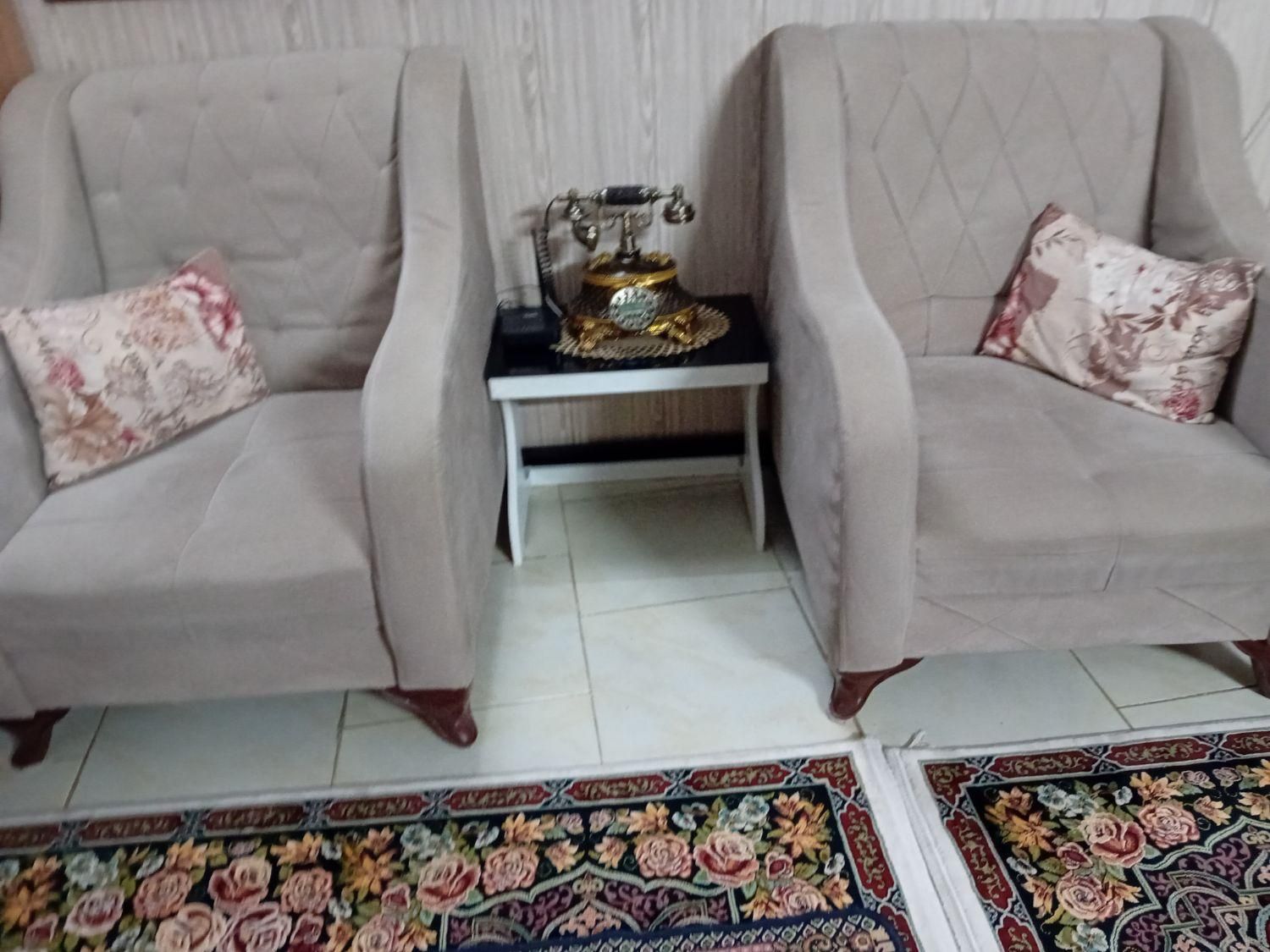 مبل راحتی|مبلمان خانگی و میز عسلی|اصفهان, شمس آباد|دیوار