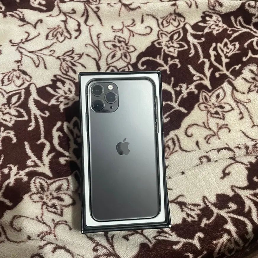 ایفون 11pro 256|موبایل|رشت, هلال احمر|دیوار