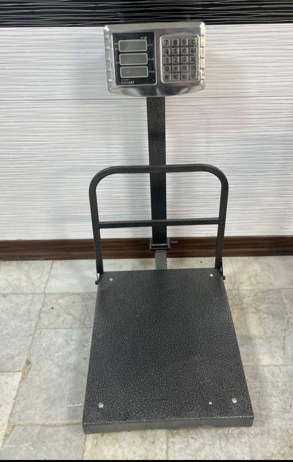 باسکول 150و300 کیلویی تاشو و ترازو|فروشگاه و مغازه|یزد, |دیوار