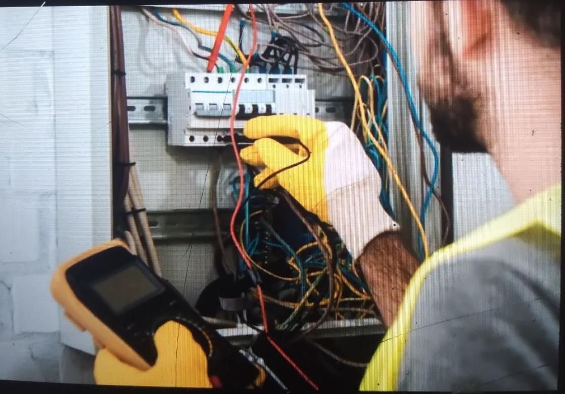 برقکار ساختمان (خدمات برق کوهکن) برقکاری|خدمات پیشه و مهارت|گلستان (تهران), |دیوار