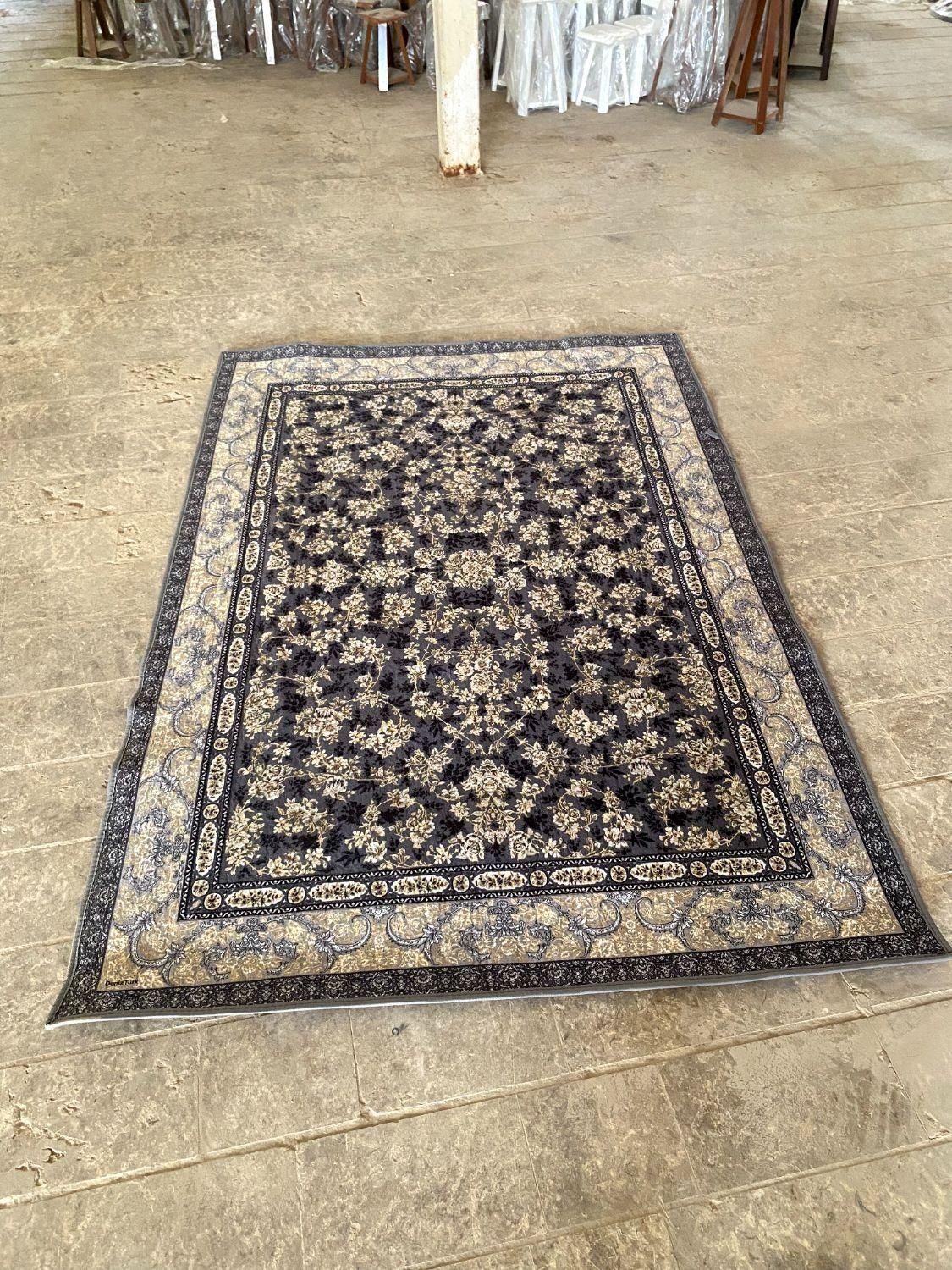 فرش و قالیچه 1/20در 1/80تک و عمده|فرش|شیراز, سهل‌آباد|دیوار