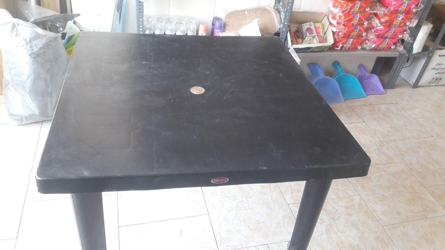 میز پلاستیکی|میز و صندلی غذاخوری|ماکو, |دیوار