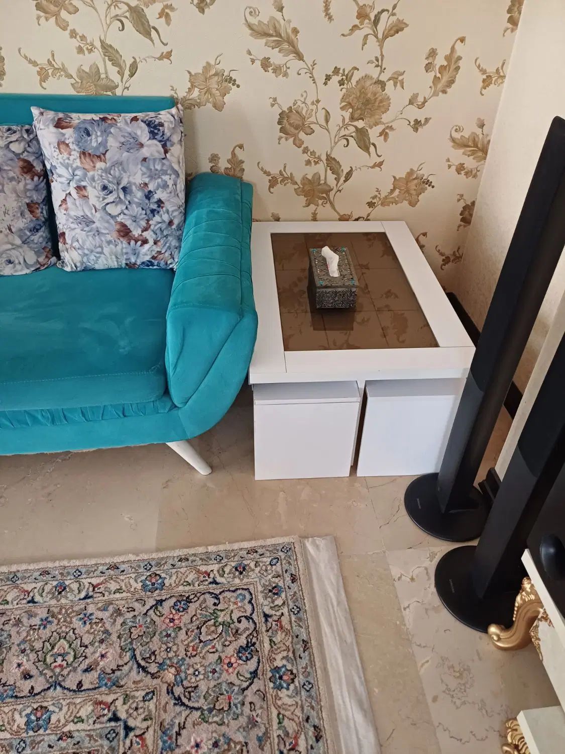 مبل راحتی کارکرده مناسب برای باغ و ویلا حتی منزل|مبلمان خانگی و میز عسلی|تهران, بروجردی|دیوار