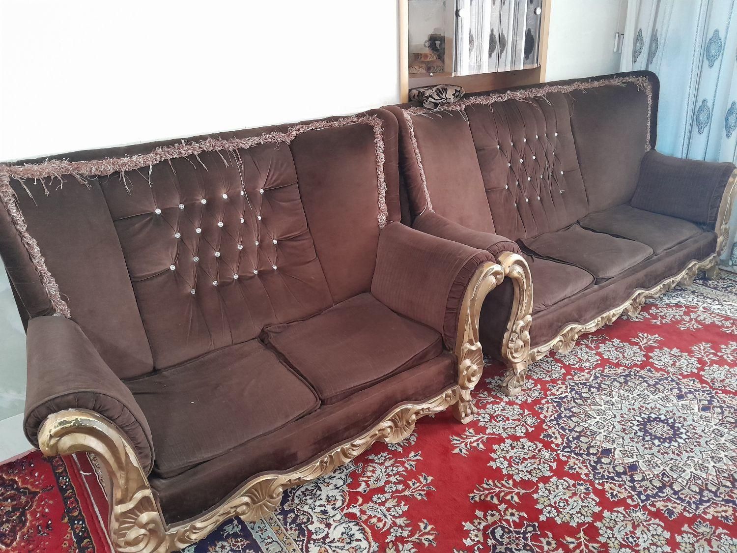 سرویس مبل ۷ نفره نیمه سلطنتی|مبلمان خانگی و میز عسلی|گناباد, |دیوار