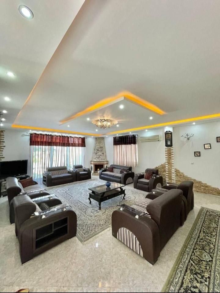 ویلاباغ۳۰۰متر/شهرک برند/ زیرقیمت منطقه|فروش خانه و ویلا|رامسر, |دیوار