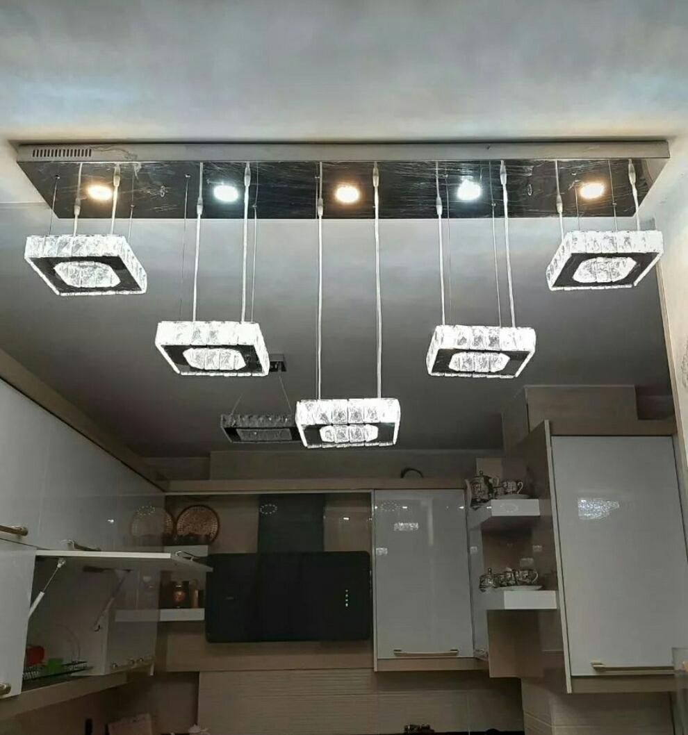 آویز جزیره ای بالای میز ناهارخوری|لوستر و چراغ آویز|اصفهان, باغ زرشک|دیوار