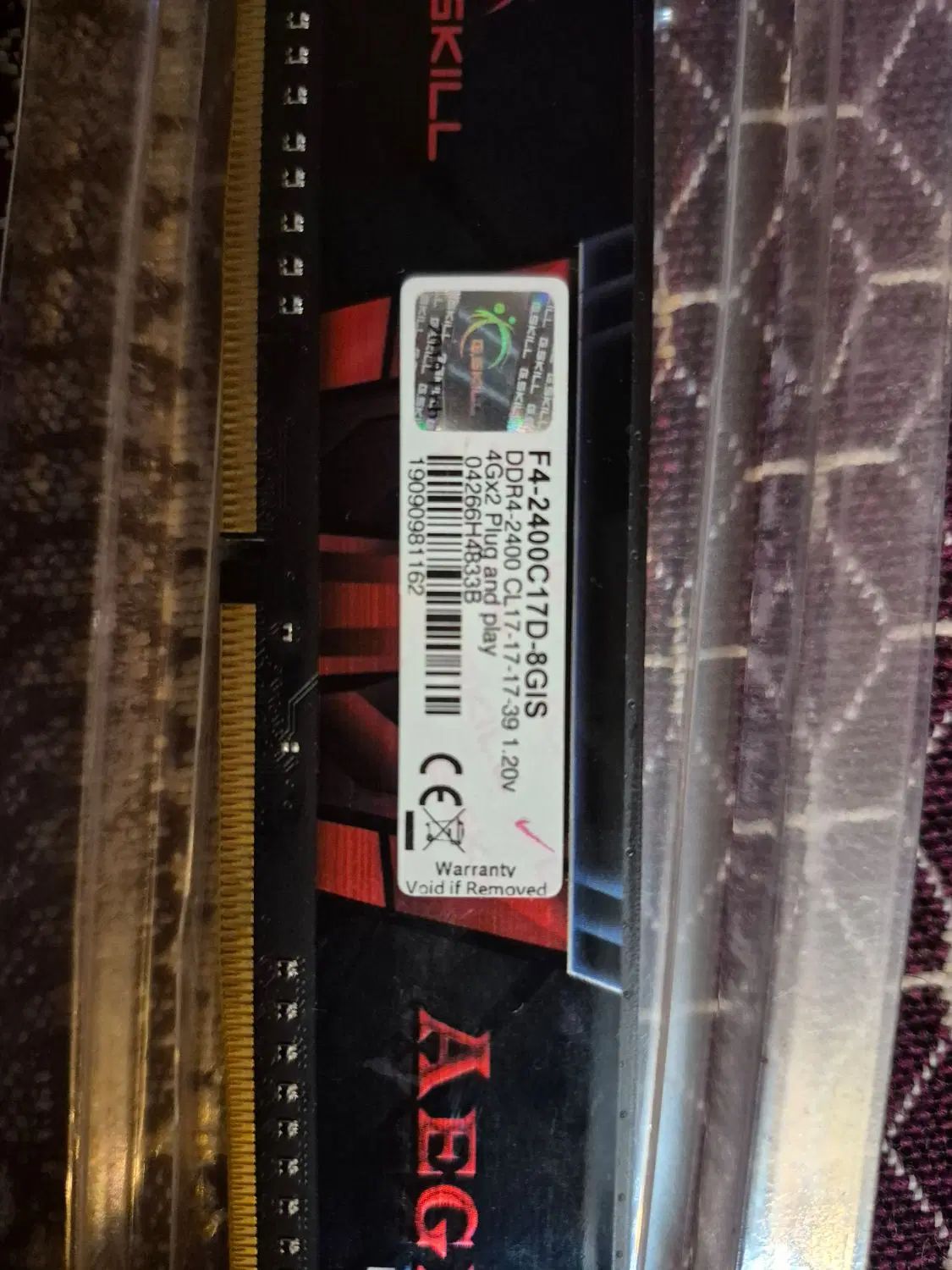 رم ۴ گیگ ddr4 2400|قطعات و لوازم جانبی رایانه|اصفهان, رزمندگان|دیوار