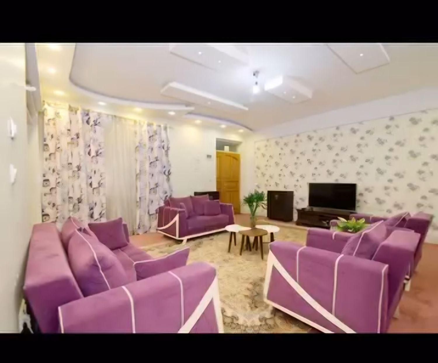 مجموع آپارتمان های لوکس بلوار زند|اجارهٔ کوتاهمدت آپارتمان و سوئیت|شیراز, نشاط|دیوار