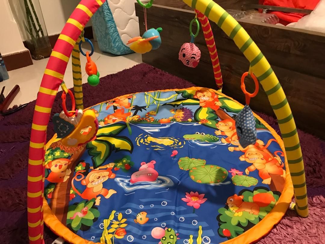 تعدادی وسایل بچه|اسباب و اثاث بچه|تهران, شهرک کوهسار|دیوار